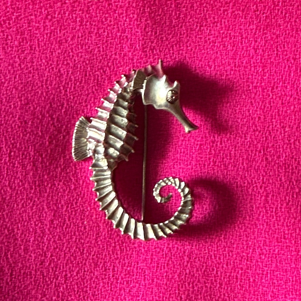 Vintage J.H.Breakell&co Sterling Silver Seahorse Brooch 2”x1.25”